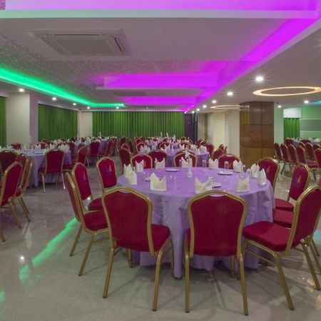 סילט Hotel Mira Garden מראה חיצוני תמונה