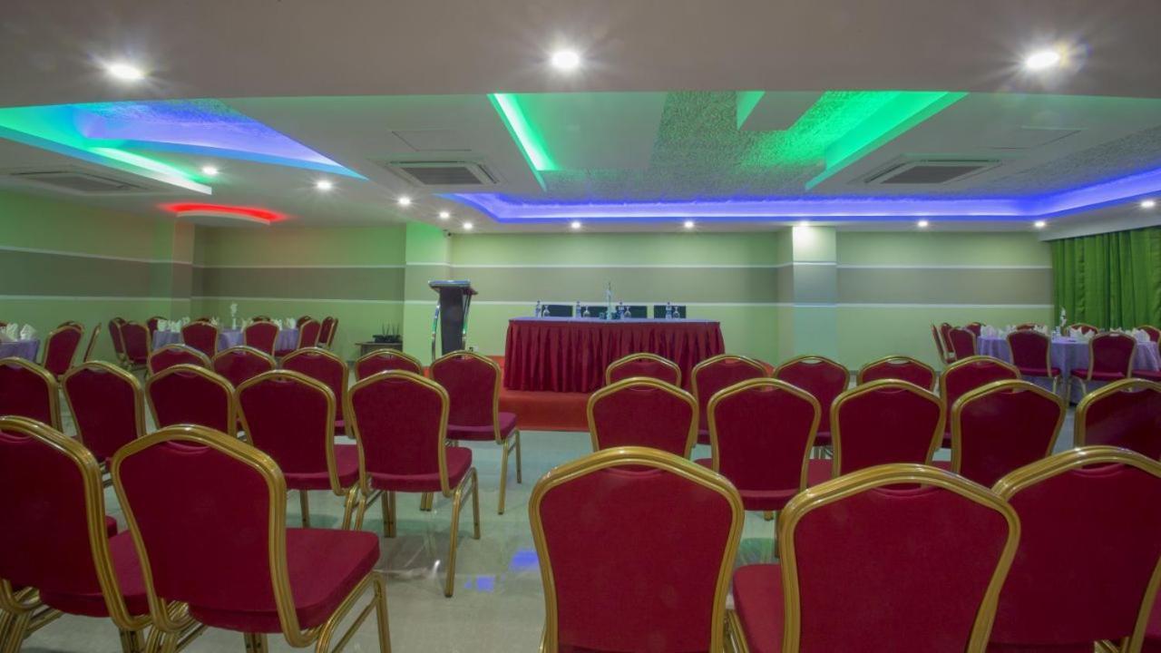 סילט Hotel Mira Garden מראה חיצוני תמונה