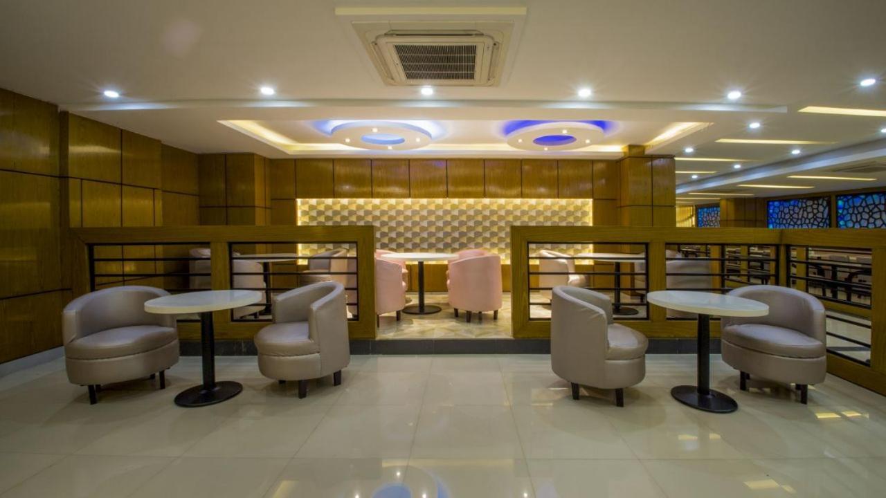 סילט Hotel Mira Garden מראה חיצוני תמונה