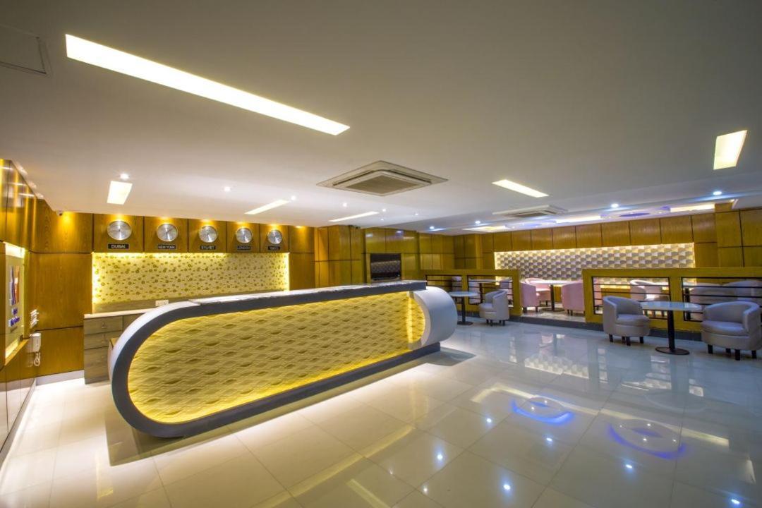 סילט Hotel Mira Garden מראה חיצוני תמונה